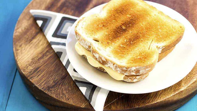 toasted cheese sandwich